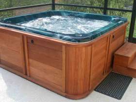 exteriors-hot-tub